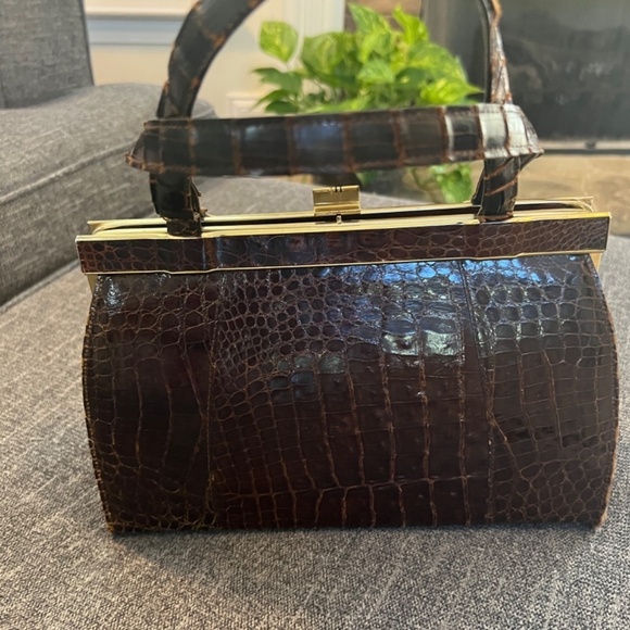 Vassar Alligator Handbag Retro 50s or 60s - Picture 7 of 7